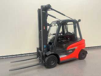 Heftruck gebruikt Linde H 25 D-01 Vierwiel Vorkheftruck (13071657) Gebruikte Heftrucks - Linde Vierwiel Vorkheftruck H 25 D-01 (Aanbod 13071657)