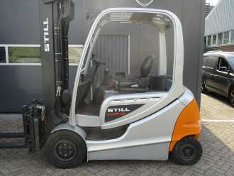 Gebruikte Heftrucks - STILL Vierwiel Vorkheftruck RX60-35 (Aanbod 13048918)
