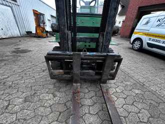 Použité vysokozdvižné vozíky ARTISON FD20.40 DIESEL VIERRADFRONTSTAPLER (13072184)