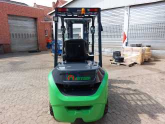 Použité vysokozdvižné vozíky ARTISON PFD25.33 9L -II DIESEL VIERRADFRONTSTAPLER (13051485)