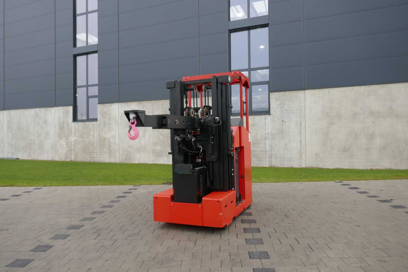 Použité vysokozdvižné vozíky BAKA EFV 2500 SO ELEKTRO HOCHHUBWAGENDEICHSEL (12947612)
