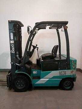 Použité vysokozdvižné vozíky BAOLI KBE 25 ELEKTRO VIERRADFRONTSTAPLER (13012008)