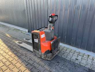 Použité vysokozdvižné vozíky BT LWE200 ELEKTRO NIEDERHUBWAGENDEICHSEL (13075457)