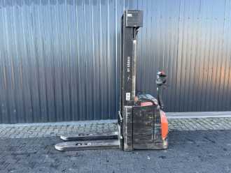 Použité vysokozdvižné vozíky BT SWE145L ELEKTRO HOCHHUBWAGENDEICHSEL (13075451)