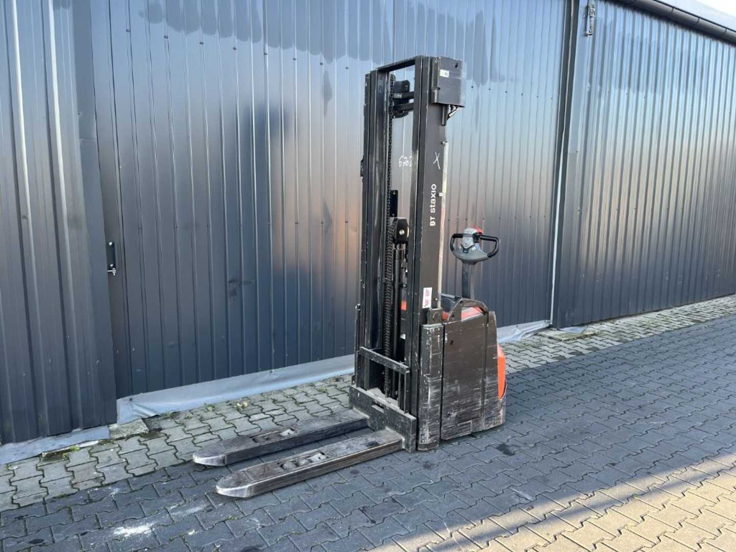 Použité vysokozdvižné vozíky BT SWE145L ELEKTRO HOCHHUBWAGENDEICHSEL (13075455)