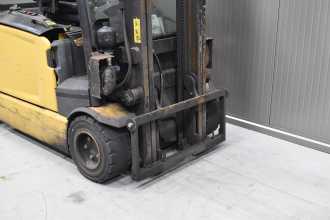 Použité vysokozdvižné vozíky CATERPILLAR EP 20 AN /55751/ ELEKTRO VIERRADFRONTSTAPLER (13071837)