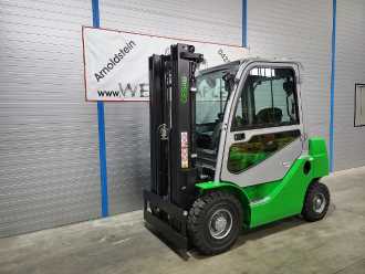 Použité vysokozdvižné vozíky CESAB M320H-DV DIESEL VIERRADFRONTSTAPLER (13058096)
