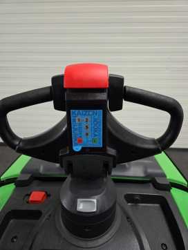 Použité vysokozdvižné vozíky CESAB P320 ELEKTRO NIEDERHUBWAGENDEICHSEL (13057795)