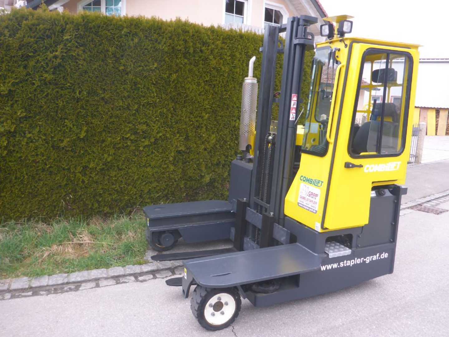 Použité vysokozdvižné vozíky COMBILIFT C3000 DIESEL VIERWEGESTAPLER (13033885)