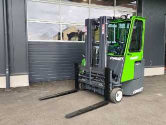 Použité vysokozdvižné vozíky COMBILIFT CB2500D NEUMASCHINE DIESEL SEITENSTAPLER (13041609)