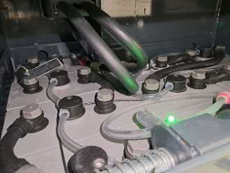Použité vysokozdvižné vozíky COMBILIFT CBE3000 ELEKTRO SEITENSTAPLER (13040689)
