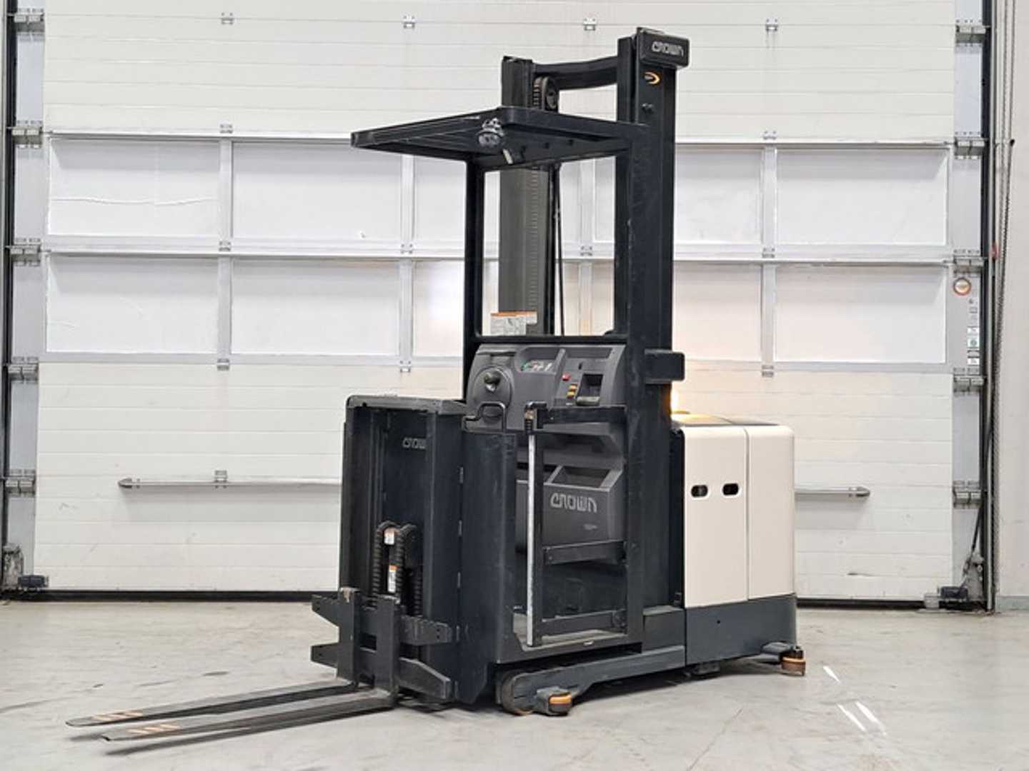 Použité vysokozdvižné vozíky CROWN SP3512 ELEKTRO NIEDERHUBKOMMISSIONIERER (12954735)