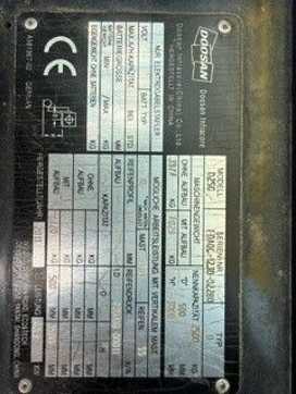 Použité vysokozdvižné vozíky DAEWOO D 25S-3 DIESEL VIERRADFRONTSTAPLER (13071744)
