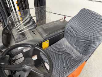 Použité vysokozdvižné vozíky DOOSAN BR14JW ELEKTRO SCHUBMASTSTAPLER (13055163)