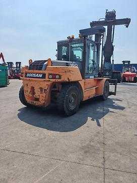 Použité vysokozdvižné vozíky DOOSAN D160S-5 DIESEL VIERRADFRONTSTAPLER (13054472)