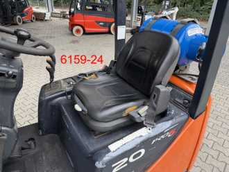 Použité vysokozdvižné vozíky DOOSAN G20SC-5 GAS VIERRADFRONTSTAPLER (13061080)
