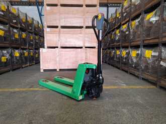 Použité vysokozdvižné vozíky HANGCHA CBD15-WS ELEKTRO NIEDERHUBWAGENDEICHSEL (13070704)