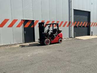 Použité vysokozdvižné vozíky HANGCHA CPYD25 GAS VIERRADFRONTSTAPLER (13039999)