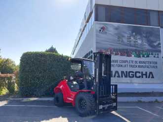 Použité vysokozdvižné vozíky HANGCHA TT35-2 (CPCD35-X2W98E-RT2) DIESEL GELAENDESTAPLER (12987694)