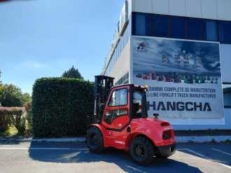 Použité vysokozdvižné vozíky HANGCHA TT35-4 (CPCD35-XW33C-RT4) DIESEL GELAENDESTAPLER (12987444)