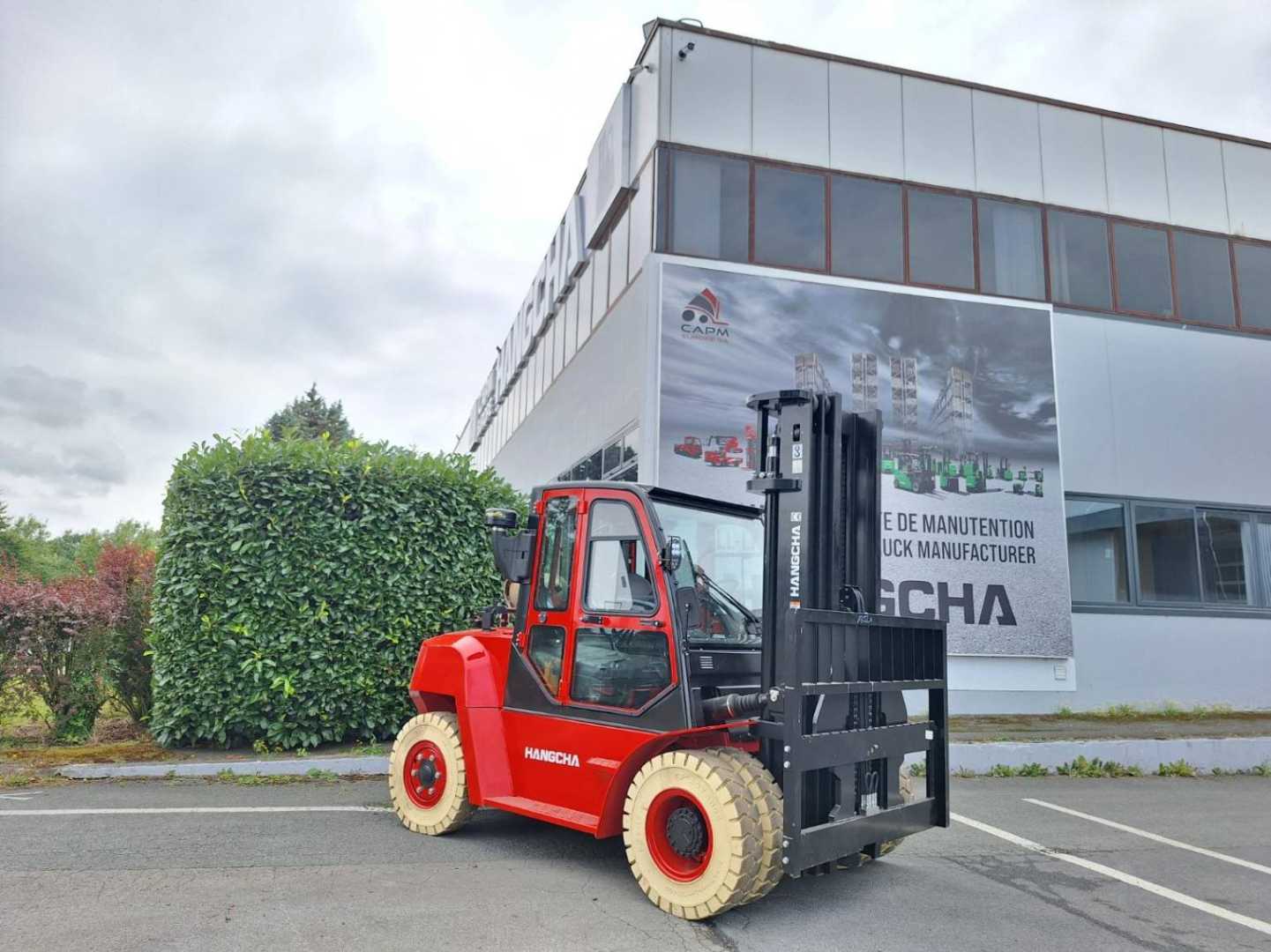 Použité vysokozdvižné vozíky HANGCHA XF70G (CPYD70 -XH20) GAS VIERRADFRONTSTAPLER (13068760)