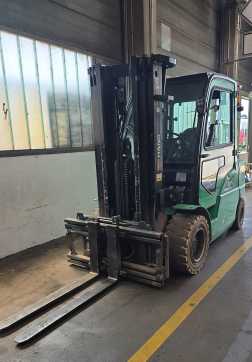 Použité vysokozdvižné vozíky HC CPD35-XD4-SI21 ELEKTRO VIERRADFRONTSTAPLER (13063533)