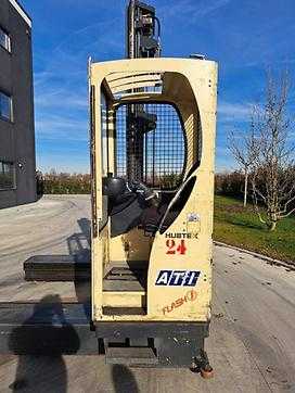 Použité vysokozdvižné vozíky HUBTEX MQ30 Serie2121-PU ELEKTRO VIERWEGESTAPLER (12844980)