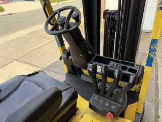 Použité vysokozdvižné vozíky HYSTER E2.5XN MWB ELEKTRO VIERRADFRONTSTAPLER (13061246)