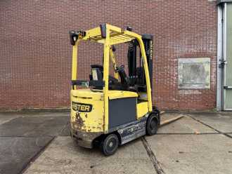 Použité vysokozdvižné vozíky HYSTER E2.5XN MWB ELEKTRO VIERRADFRONTSTAPLER (13071750)