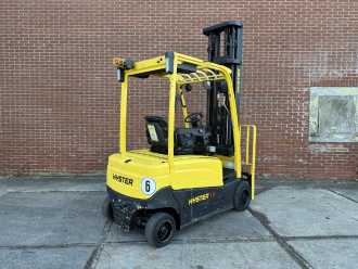 Použité vysokozdvižné vozíky HYSTER J1.8XN LWB ELEKTRO VIERRADFRONTSTAPLER (13072166)