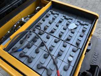 Použité vysokozdvižné vozíky HYUNDAI 20BT-9U ELEKTRO DREIRADFRONTSTAPLER (13028732)