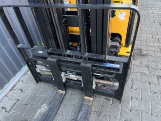 Použité vysokozdvižné vozíky HYUNDAI 20BT-9U ELEKTRO DREIRADFRONTSTAPLER (13028732)