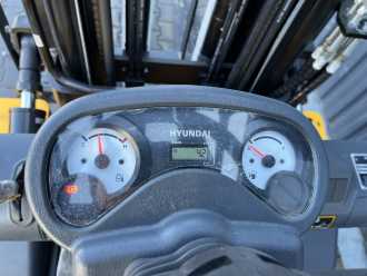 Použité vysokozdvižné vozíky HYUNDAI 25L-7A GAS VIERRADFRONTSTAPLER (13028743)