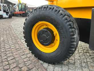 Použité vysokozdvižné vozíky JCB 926 DIESEL GELAENDESTAPLER (13009814)