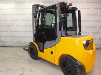 Použité vysokozdvižné vozíky JUNGHEINRICH DFG 550s G+E 130-600 DZ DIESEL VIERRADFRONTSTAPLER (13038632)