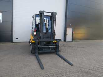 Použité vysokozdvižné vozíky JUNGHEINRICH DFG670 GAS VIERRADFRONTSTAPLER (13057321)