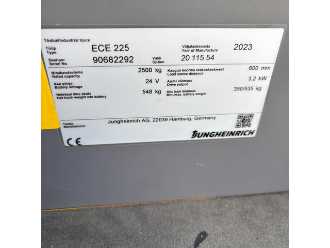 Použité vysokozdvižné vozíky JUNGHEINRICH ECE 225 1150mm ELEKTRO NIEDERHUBKOMMISSIONIERER (13034771)