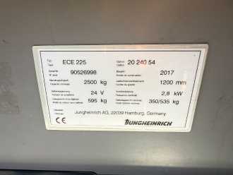 Použité vysokozdvižné vozíky JUNGHEINRICH ECE 225 Baujahr 2017 Stunden 1346 Akku 2017 ELEKTRO NIEDERHUBKOMMISSIONIERER (13039538)