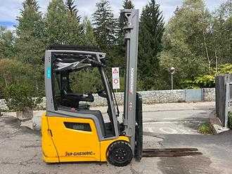 Použité vysokozdvižné vozíky JUNGHEINRICH EFG 213 - 450ZT ELEKTRO DREIRADFRONTSTAPLER (13068224)
