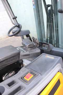 Použité vysokozdvižné vozíky JUNGHEINRICH EFG 213 550 DZ ELEKTRO DREIRADFRONTSTAPLER (13069253)