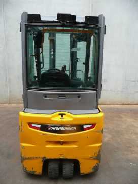 Použité vysokozdvižné vozíky JUNGHEINRICH EFG 216 500 DZ ELEKTRO DREIRADFRONTSTAPLER (13073666)