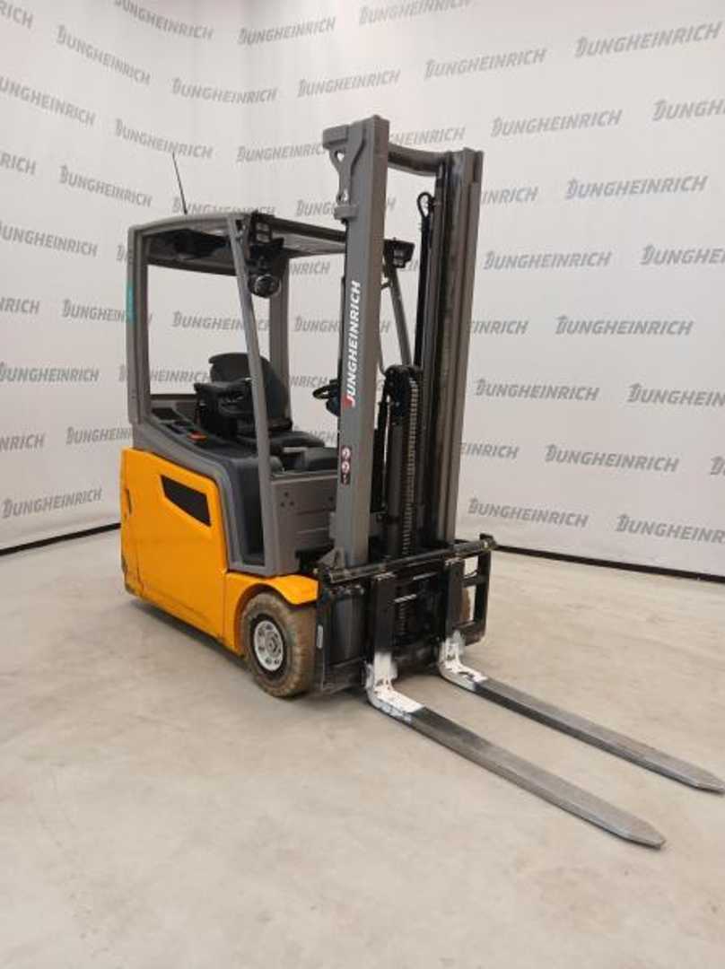 Použité vysokozdvižné vozíky JUNGHEINRICH EFG 216k MP ZVG 120-350 ZZ ELEKTRO VIERRADFRONTSTAPLER (13072271)