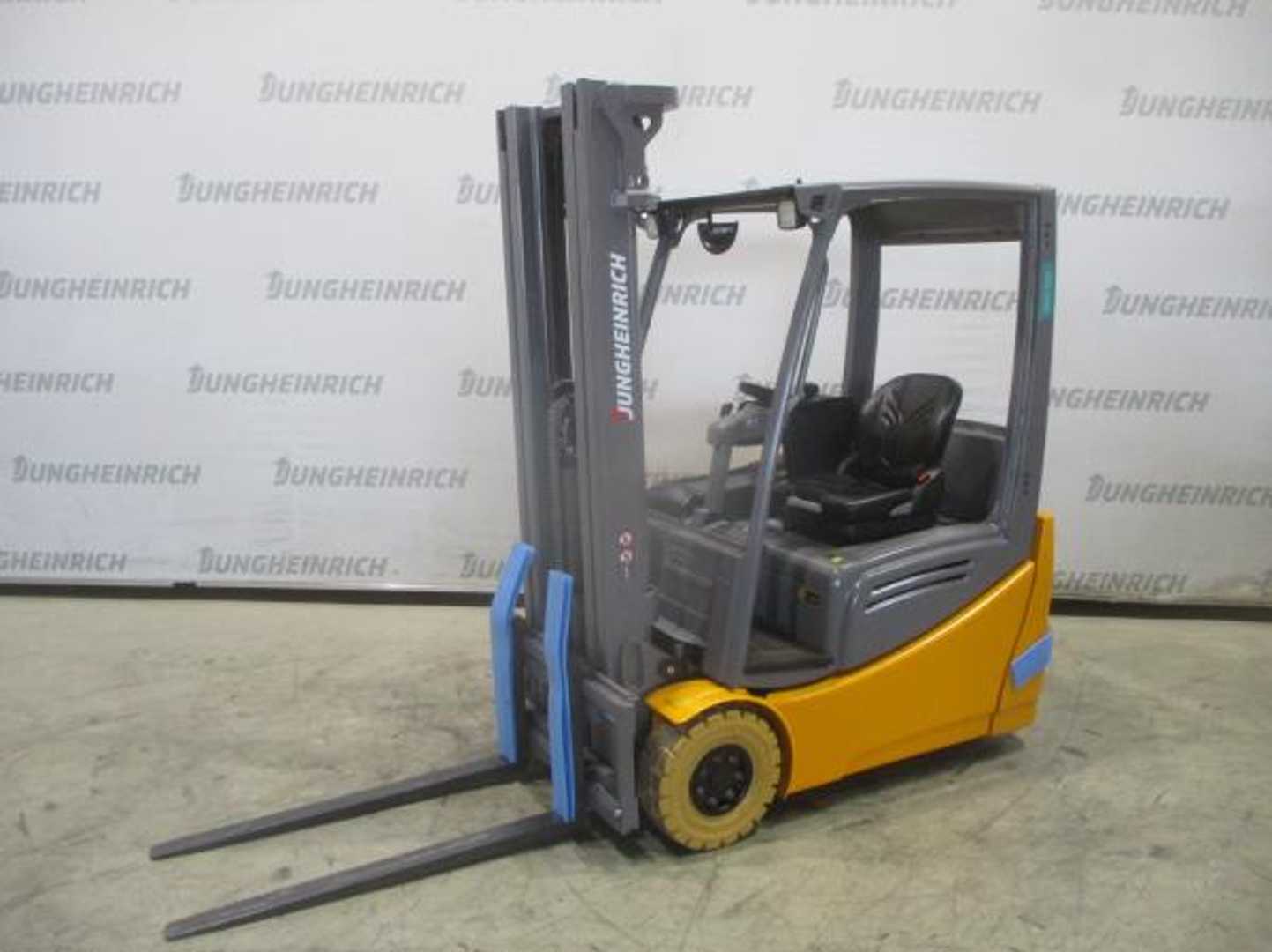Použité vysokozdvižné vozíky JUNGHEINRICH EFG 216k SP GE 115-500DZ ELEKTRO VIERRADFRONTSTAPLER (13067670)