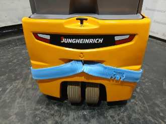Použité vysokozdvižné vozíky JUNGHEINRICH EFG 218 SP G+E 115 550 DZ ELEKTRO VIERRADFRONTSTAPLER (13058530)