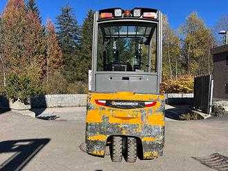 Použité vysokozdvižné vozíky JUNGHEINRICH EFG 220 - 330ZZ ELEKTRO DREIRADFRONTSTAPLER (13076945)