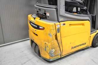 Použité vysokozdvižné vozíky JUNGHEINRICH EFG 220 /56214/ ELEKTRO DREIRADFRONTSTAPLER (13028568)