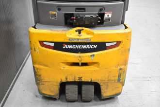 Použité vysokozdvižné vozíky JUNGHEINRICH EFG 220 /56214/ ELEKTRO DREIRADFRONTSTAPLER (13028568)