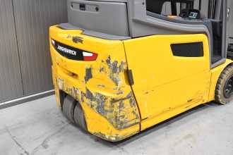 Použité vysokozdvižné vozíky JUNGHEINRICH EFG 220 /58920/ ELEKTRO DREIRADFRONTSTAPLER (13069527)