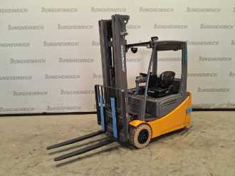 Použité vysokozdvižné vozíky JUNGHEINRICH EFG 220 SP GE 115-550 DZ ELEKTRO VIERRADFRONTSTAPLER (13076424) backdrop