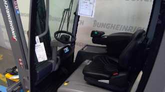 Použité vysokozdvižné vozíky JUNGHEINRICH EFG 316 SP GE 115-440DZ ELEKTRO VIERRADFRONTSTAPLER (13021365)